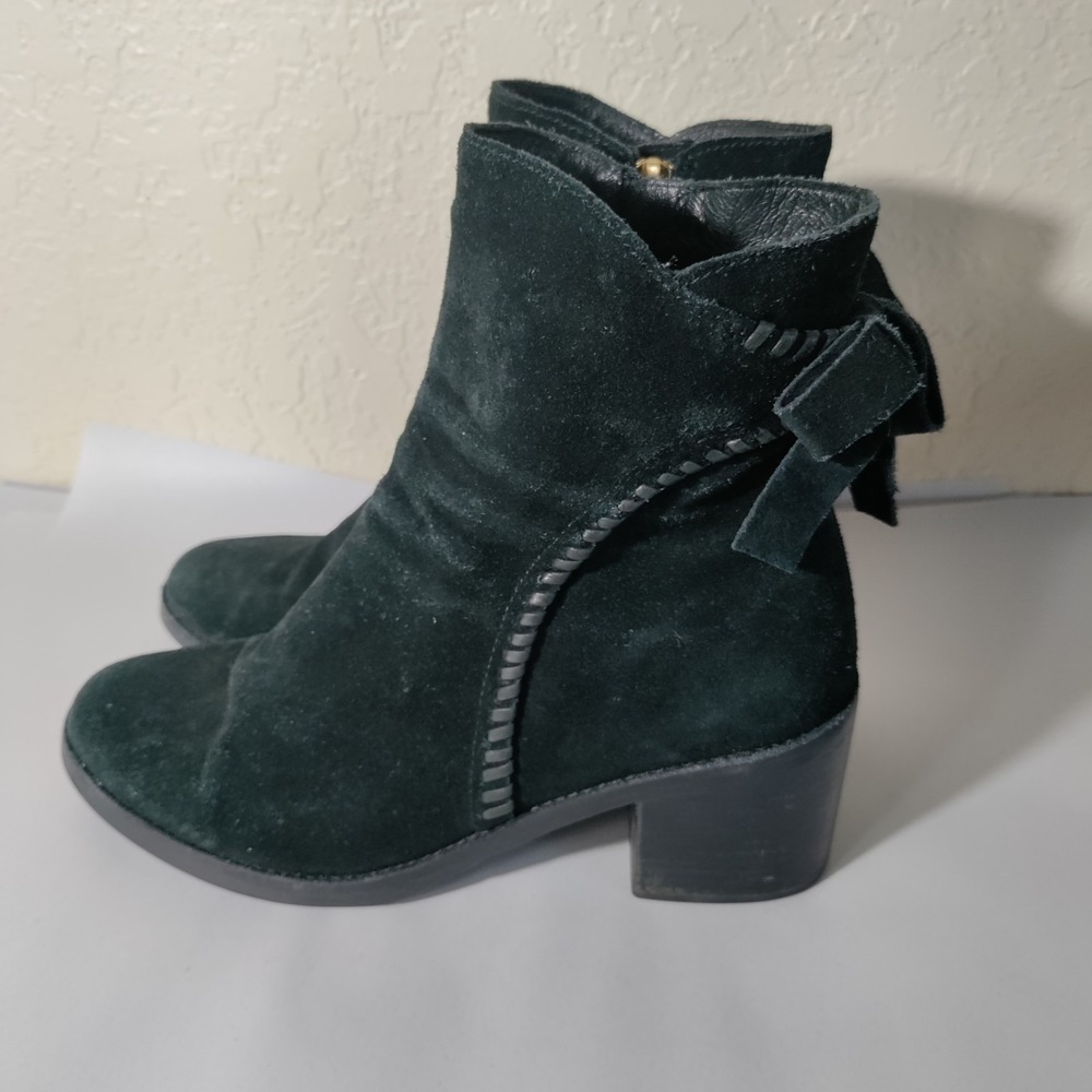 UGG‎ 'Fraise Whipstitch Bow Bootie' Black Suede Boot Size 11